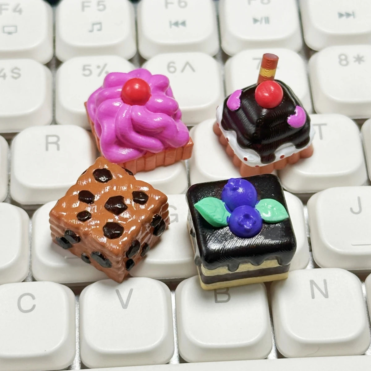 3D Customize Cakes Resin Keycaps PBT for Mechanical Keyboards with Cherry MX Switches DIY with Unique Personality Biscuit Design