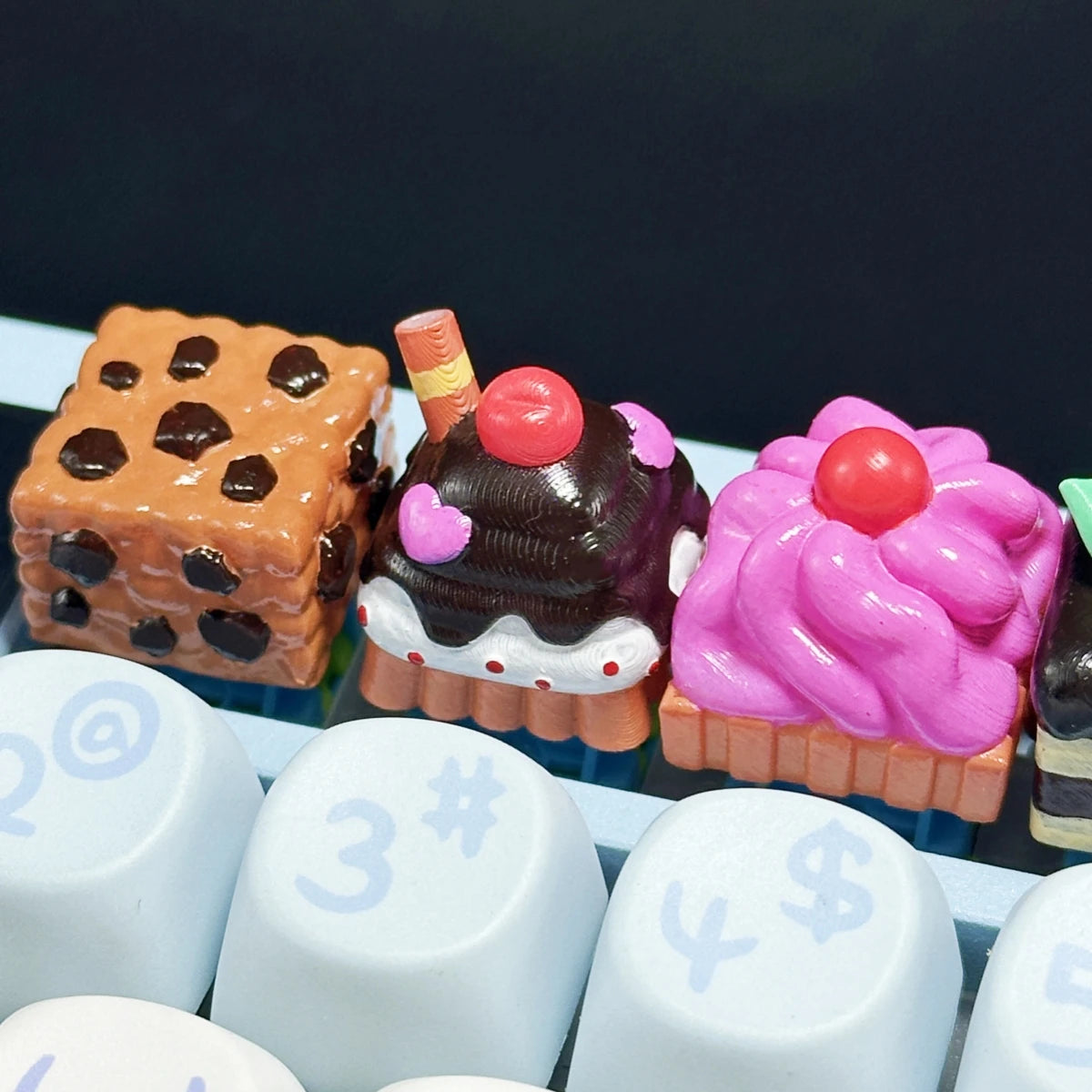 3D Customize Cakes Resin Keycaps PBT for Mechanical Keyboards with Cherry MX Switches DIY with Unique Personality Biscuit Design